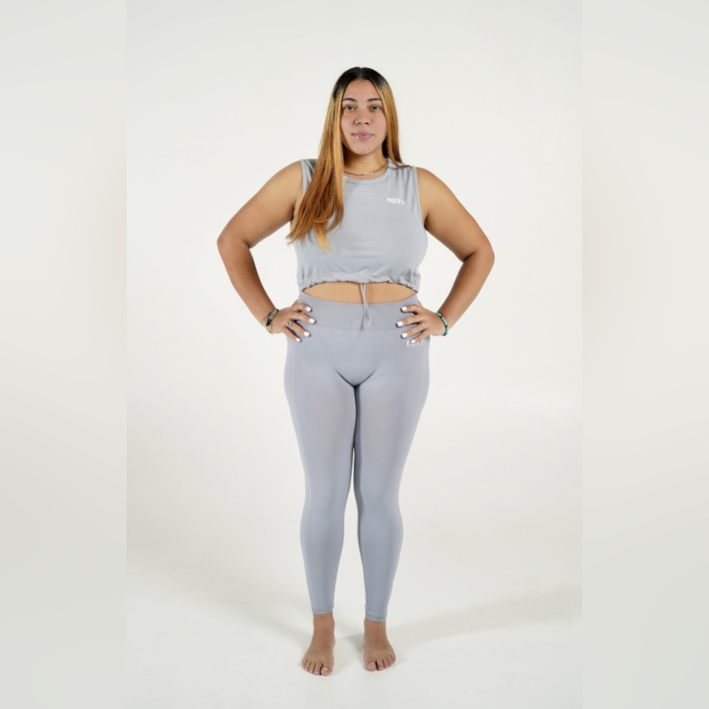 Seamless Set (2pc) - Picture 2 of 5